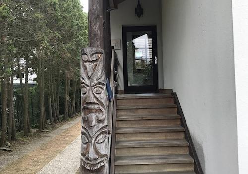 Rustikale Holztreppe