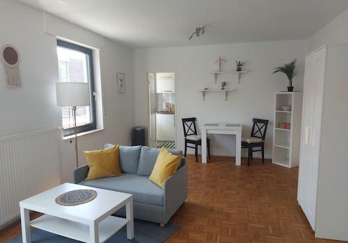 Wohn-/Schlafzimmer