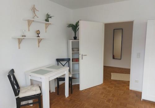 Wohn-/Schlafzimmer