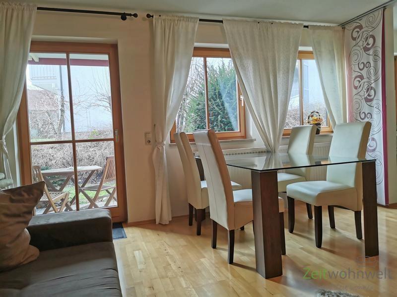 Blick ins Wohnzimmer