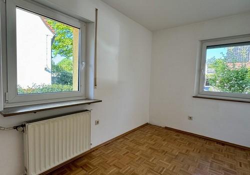 EG Arbeits- oder Kinderzimmer