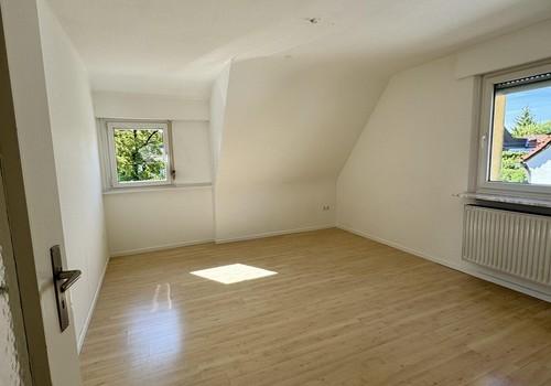 OG Wohn- oder Schlafzimmer
