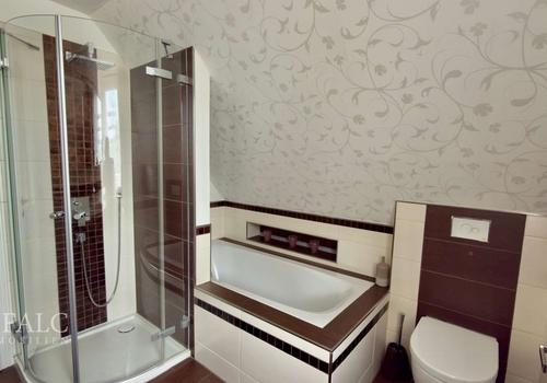 Badezimmer OG 