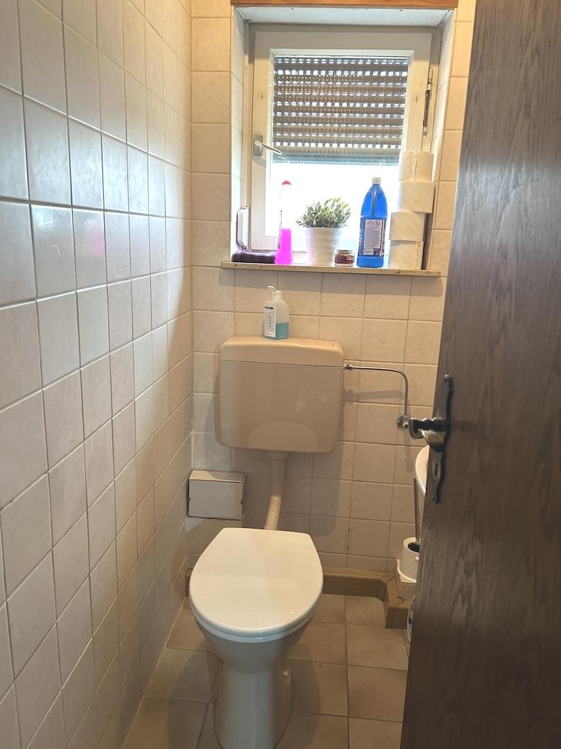 separates WC im EG