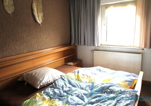 Schlafzimmer.jpg