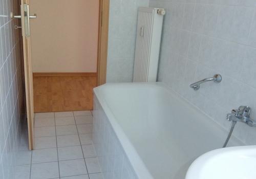 Bad mit Wanne