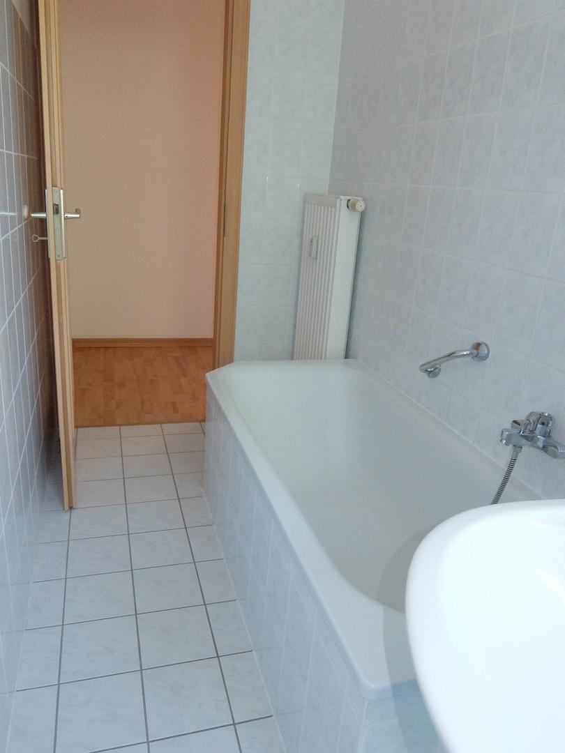 Bad mit Wanne