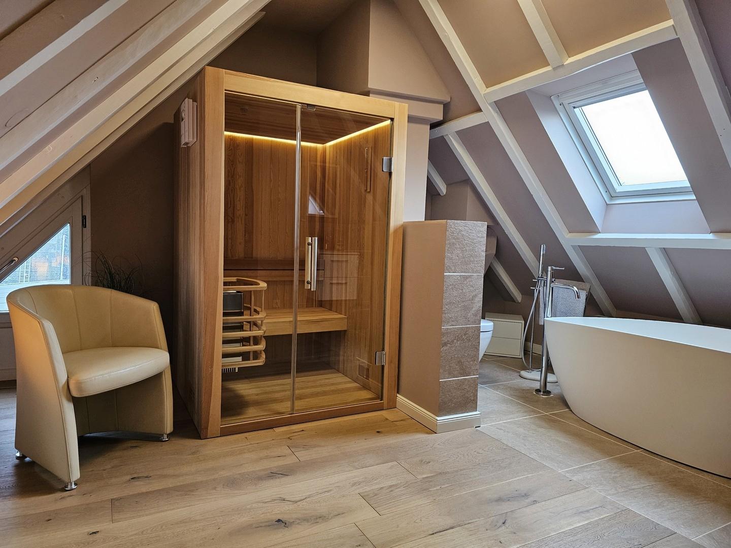 Sauna mit Badewanne