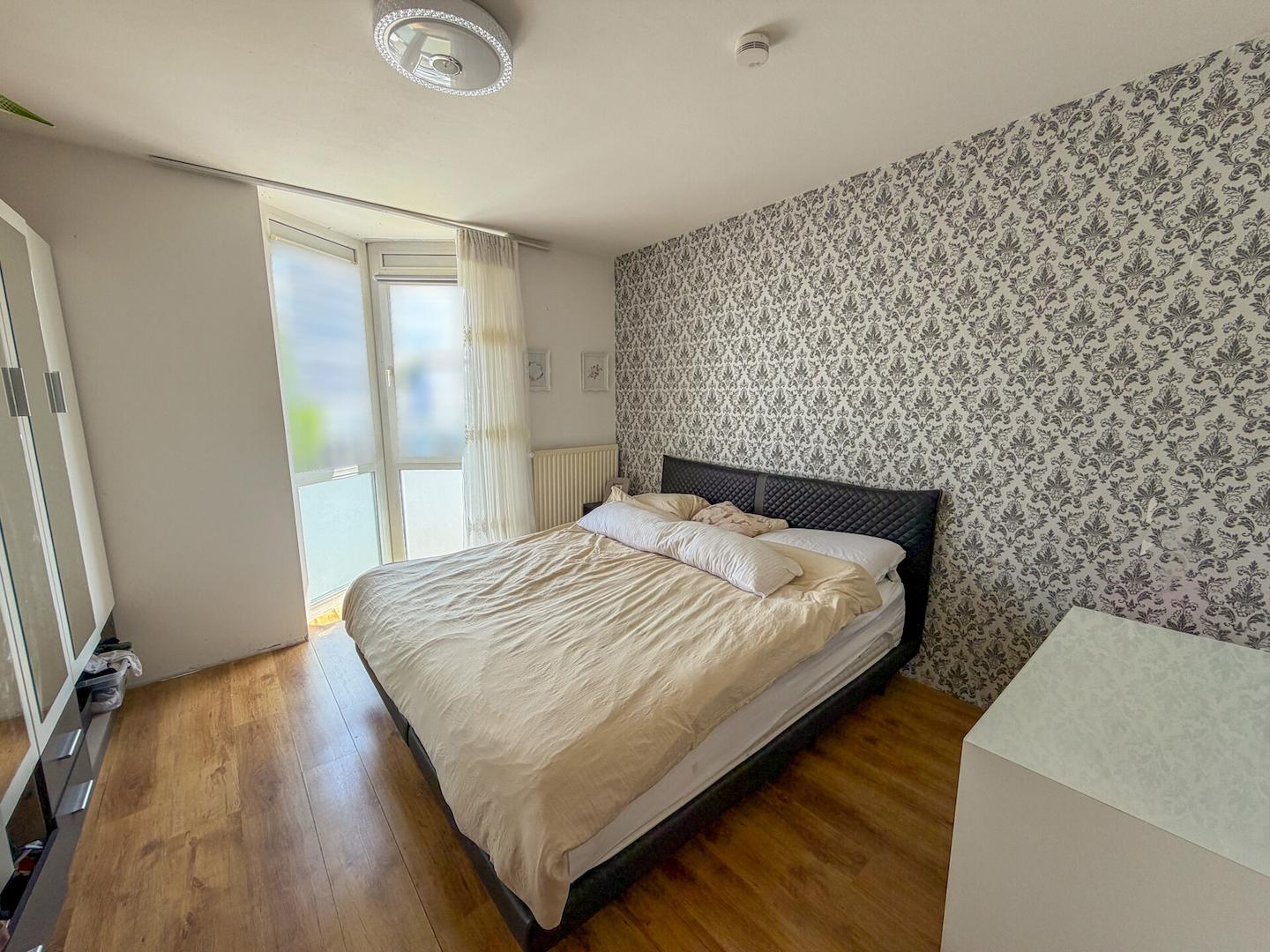 5 - Eltern-Schlafzimmer