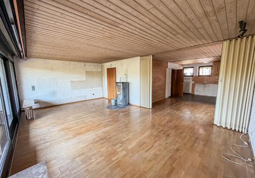 4 Wohnzimmer