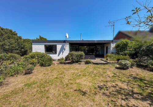 19 Hausansicht Garten