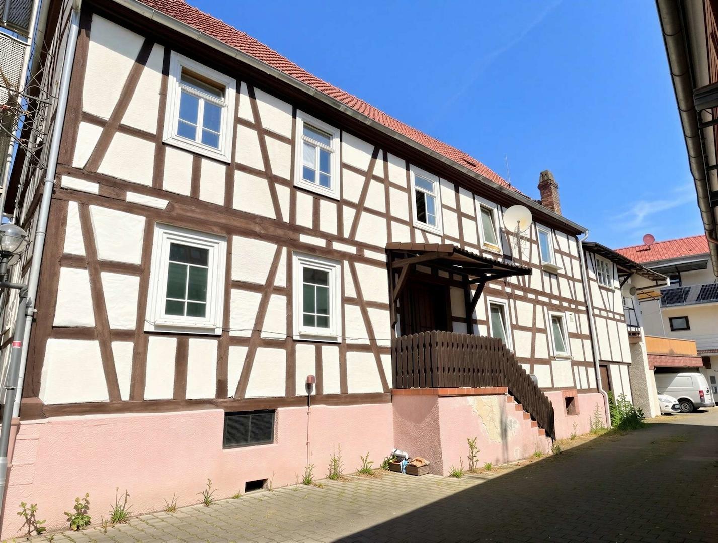 Außenansicht - (KI generiert)