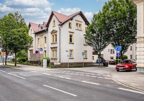 Straßenansicht