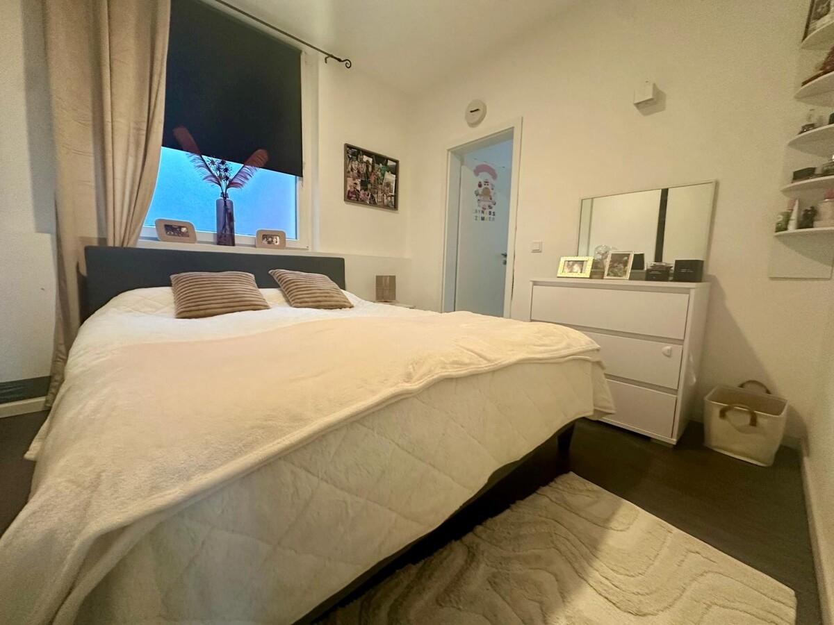 Schlafzimmer (EG)