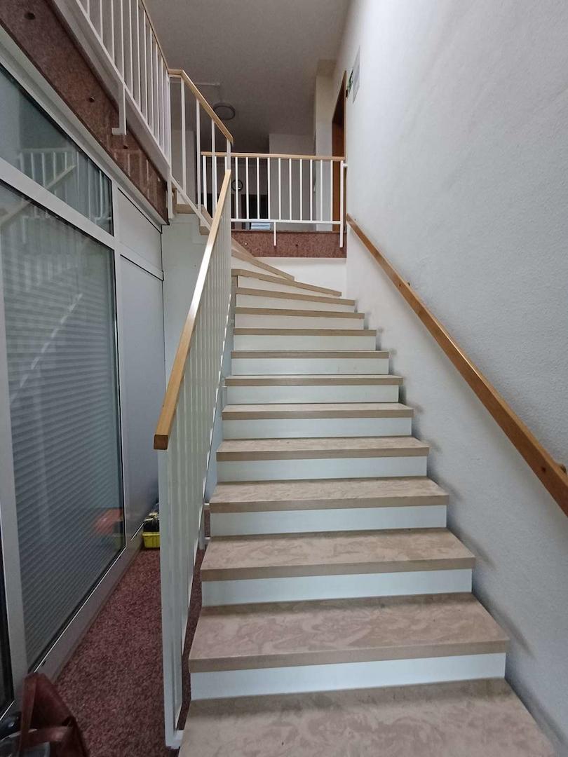 Treppe zum Büro