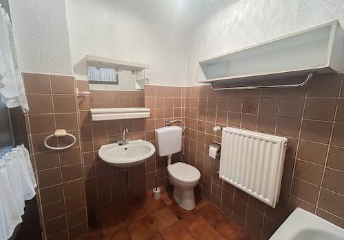 21 - Badezimmer KG