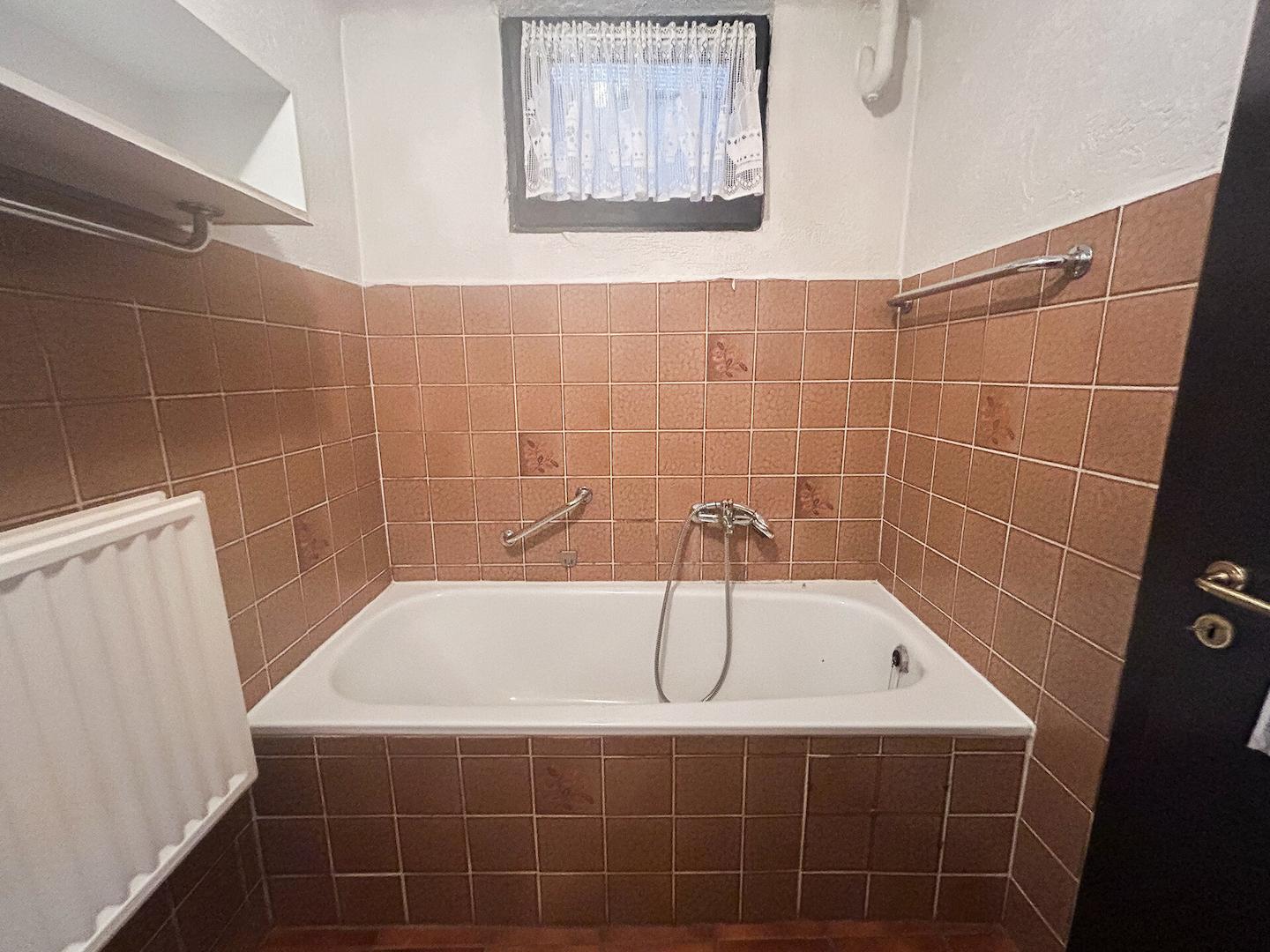 22 - Badezimmer KG