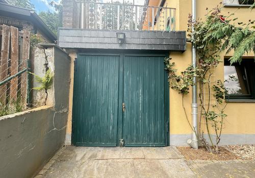 26 - Garage Außenansicht