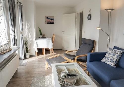 Backbord Wohnzimmer