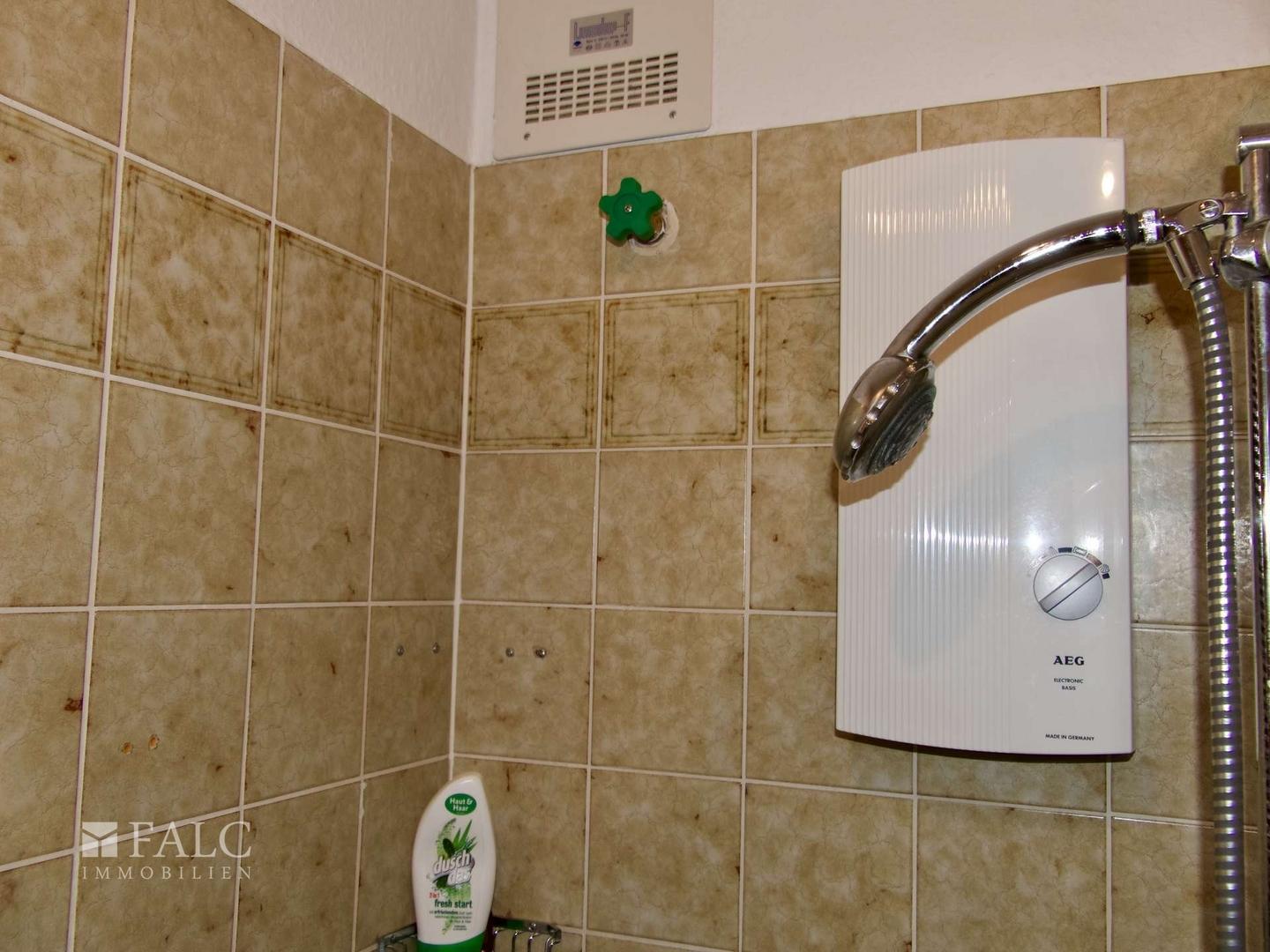 Dusche, WW-Boiler