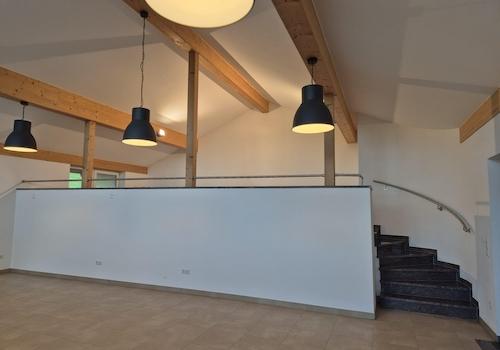 Treppe zur Galerie