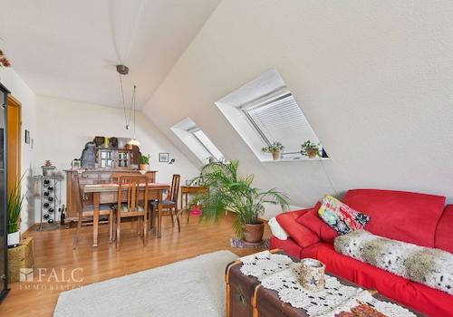 Freundliches Wohnzimmer