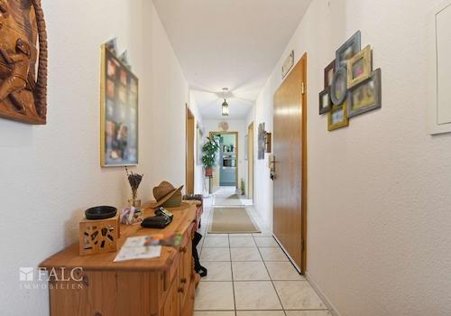 Attraktiver Schnitt
