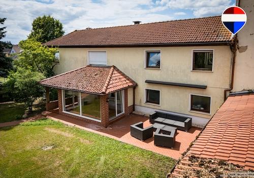 Außenbereich mit Terrasse