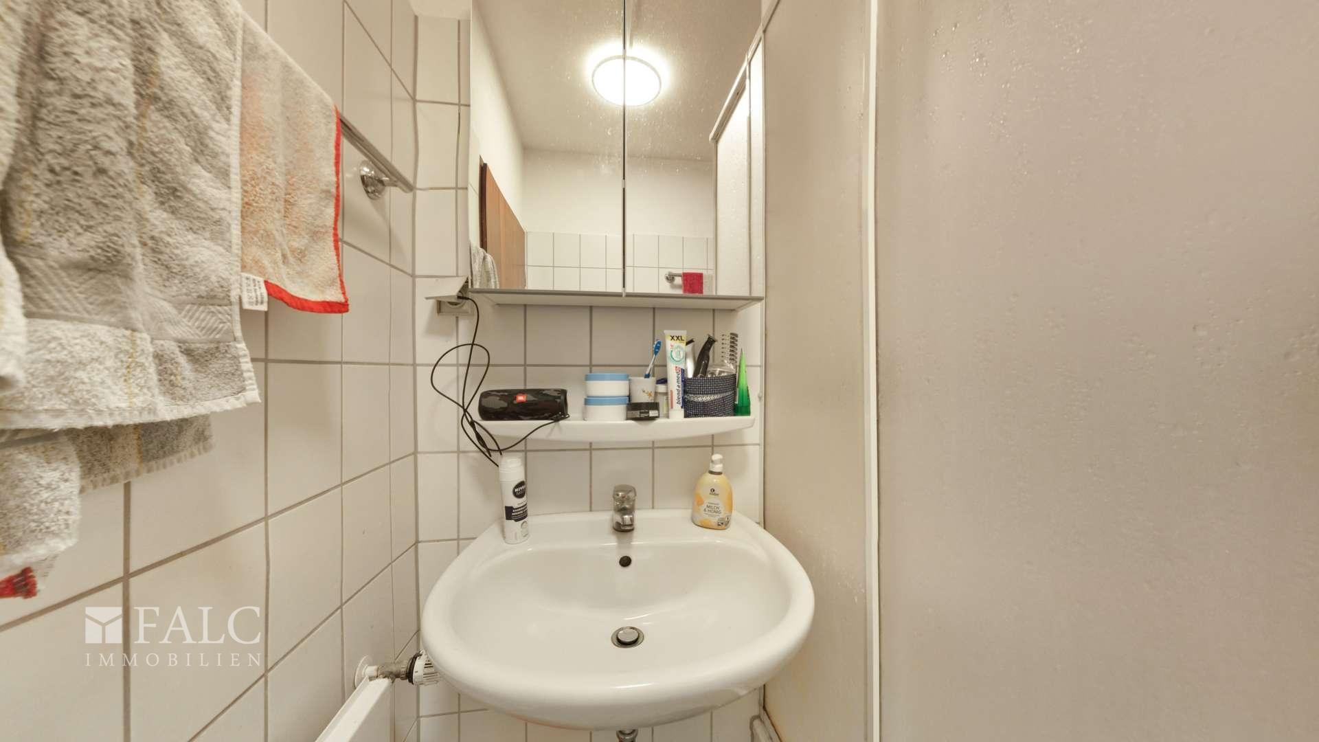 Wohnung Links Badezimmer 1_1