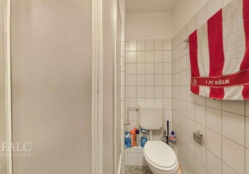 Wohnung Links Badezimmer 1_2