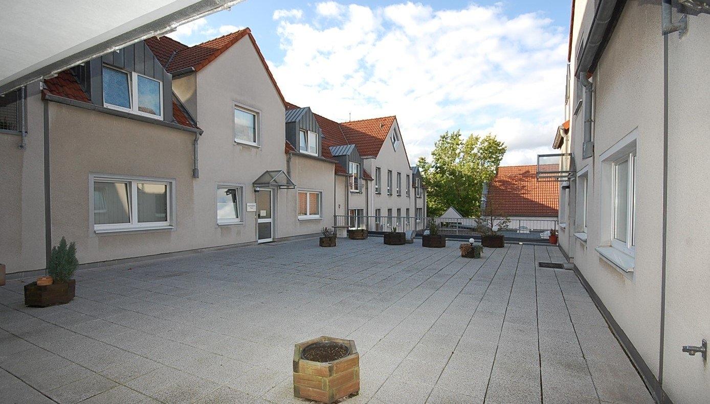 Blick auf Innenhof-Terrasse 