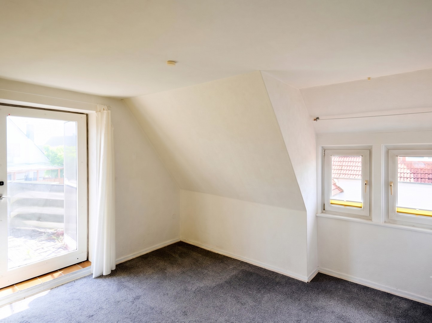 Wohnzimmer obere Wohneinheit