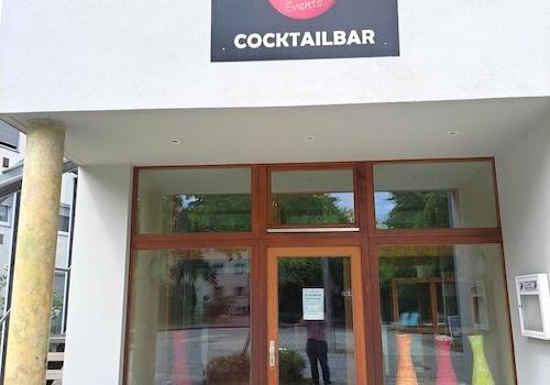 Bar-Bistro "POINT" Eingang