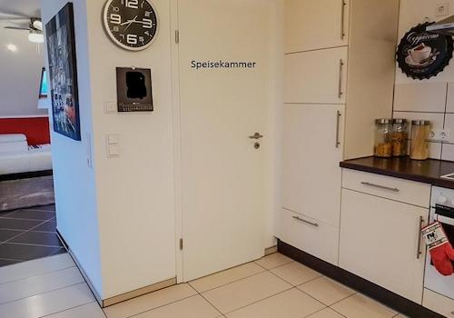 Speisekammer mit Stauraum
