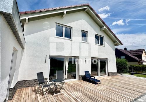 Rückansicht / Terrasse