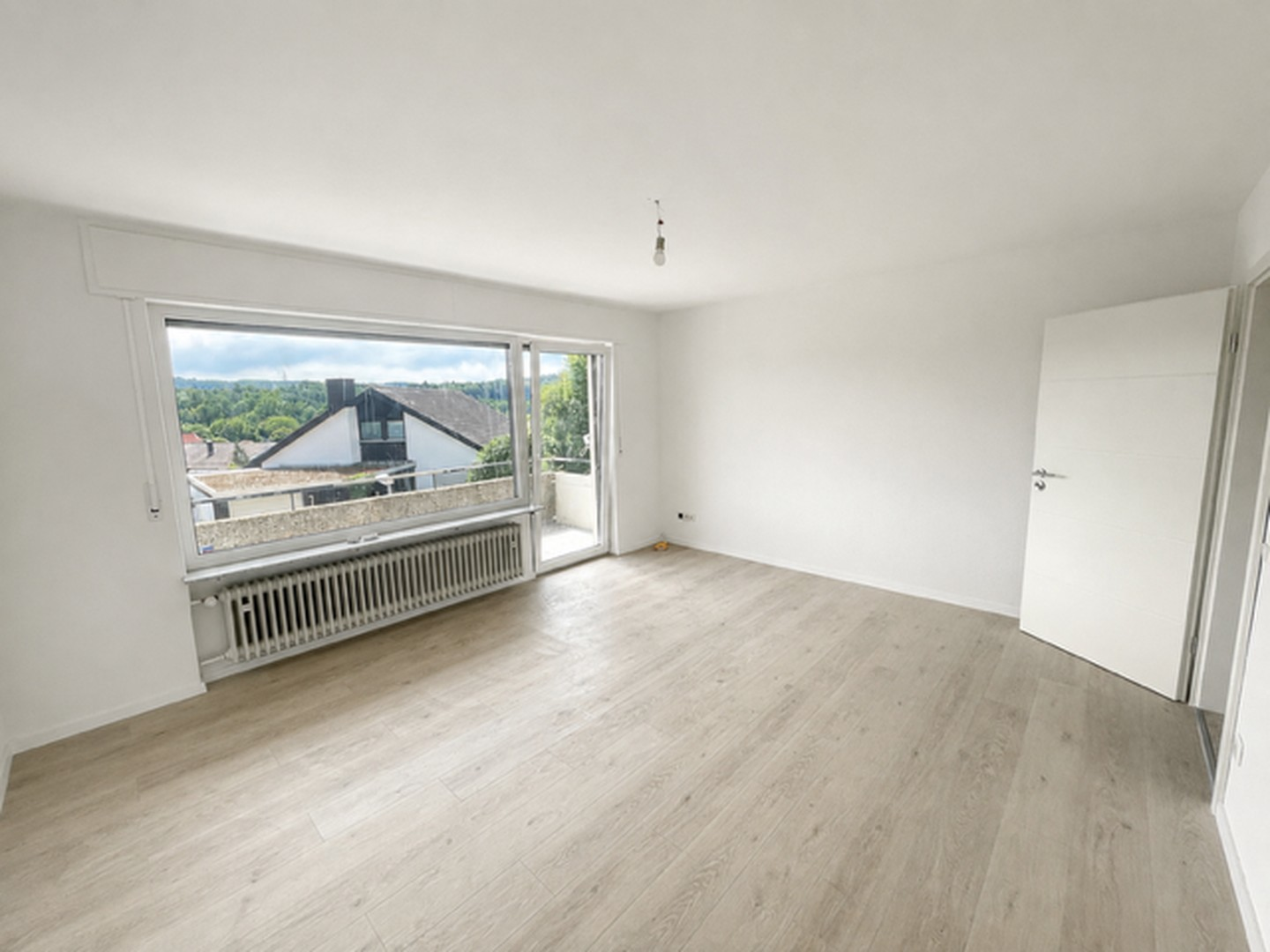 Wohnzimmer Zugang zum Balkon
