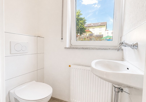 separate Toilette