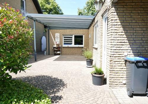 Überdach Garage und Anbau