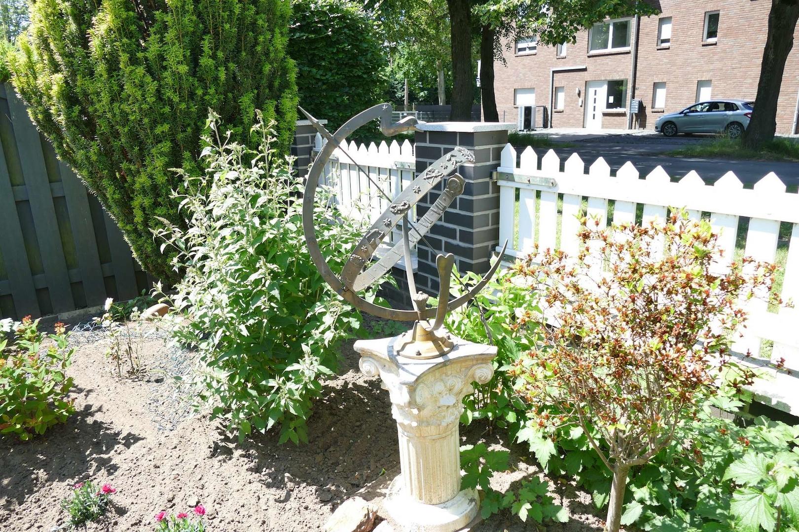 Garten Sonnenuhr
