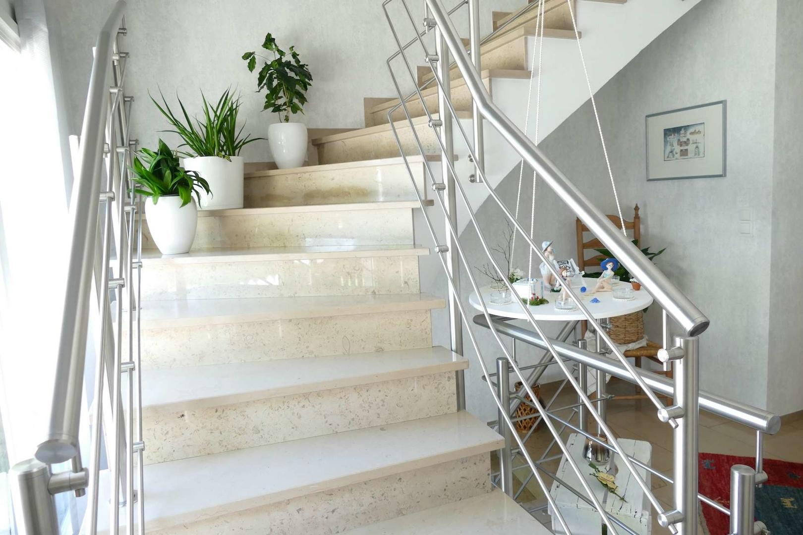 Treppe zum OG