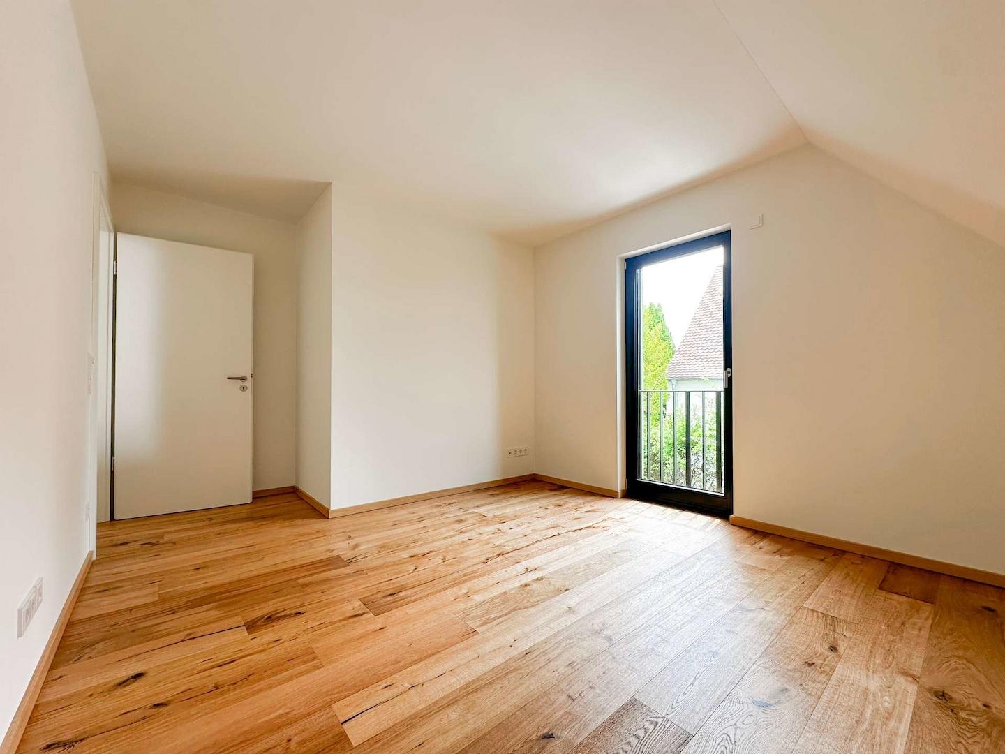 Großzügiges Kinderzimmer
