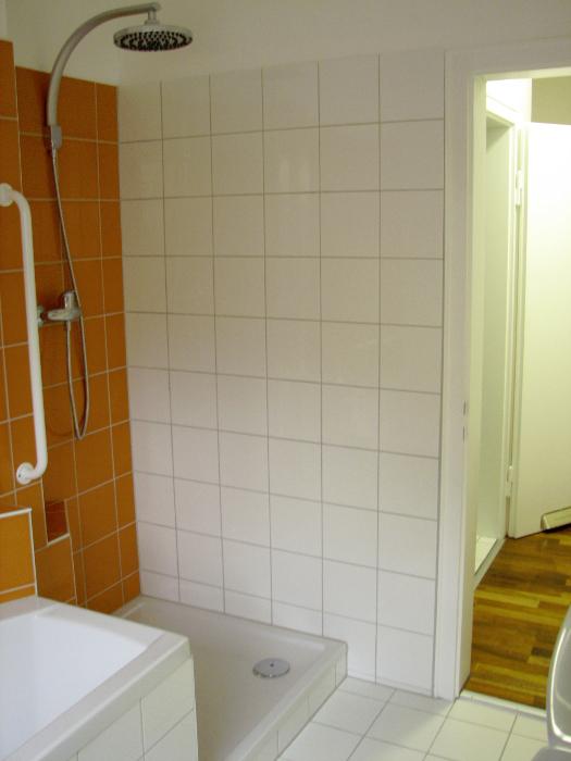 Duschplatz, wurde nach dem Foto verglast