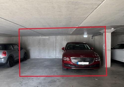 Tiefgaragenstellplätze
