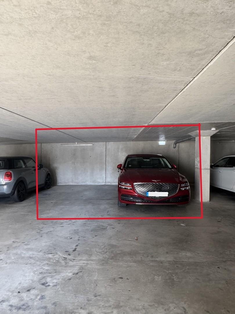 Tiefgaragenstellplätze