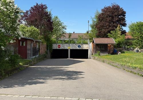 Tiefgarageneinfahrt