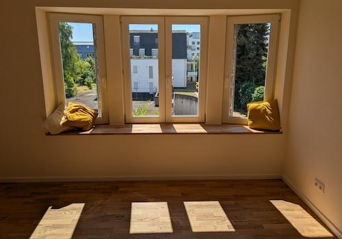 Schlafzimmer mit Sitzbank