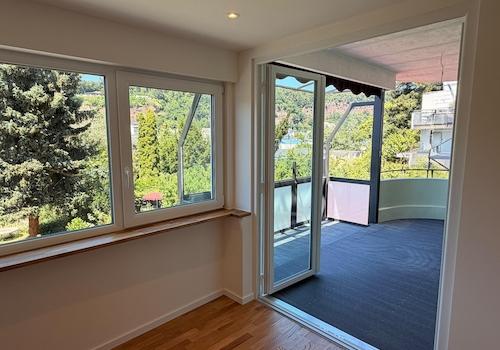 Esszimmer mit Balkon