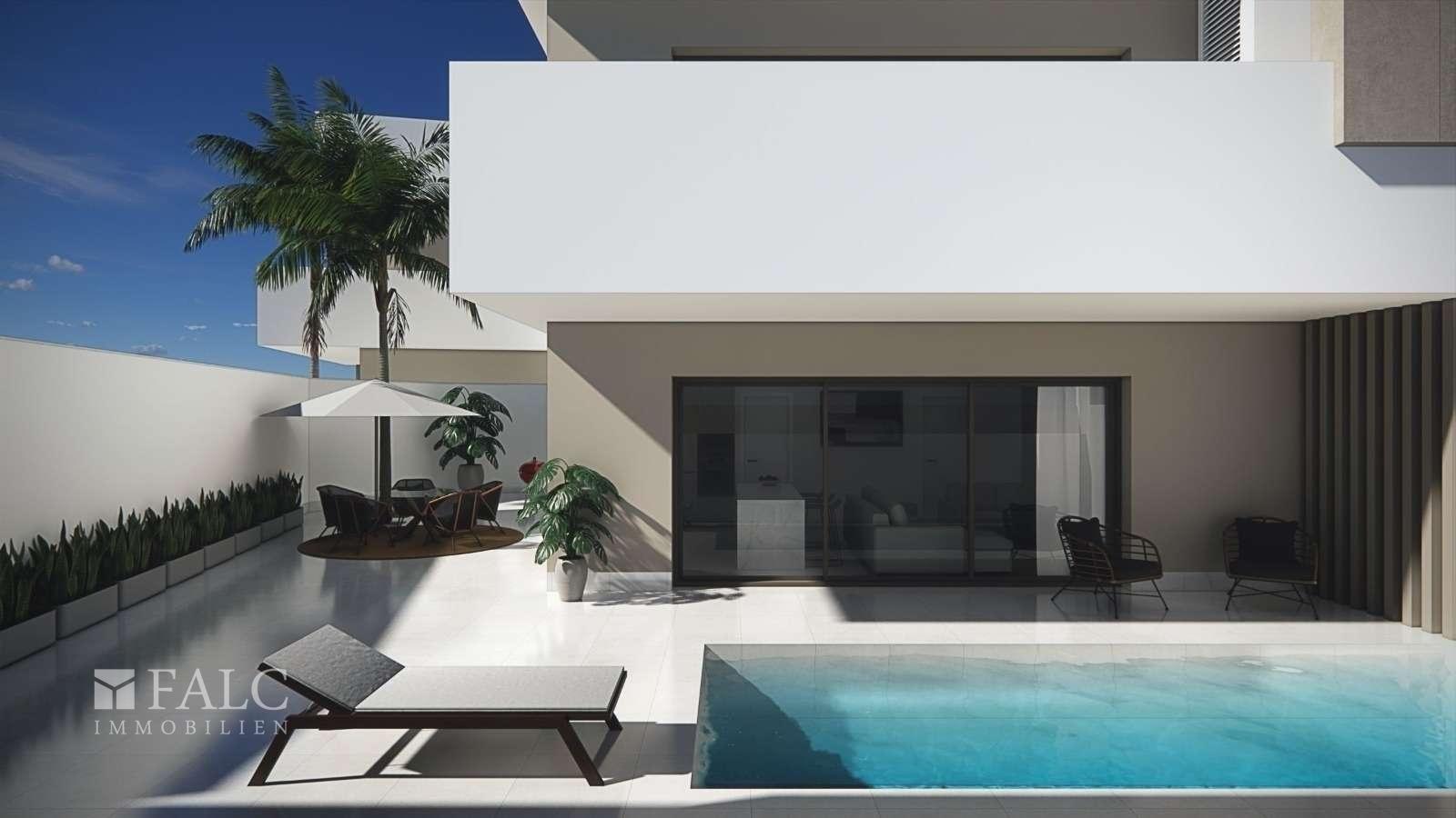 Terrasse mit Pool