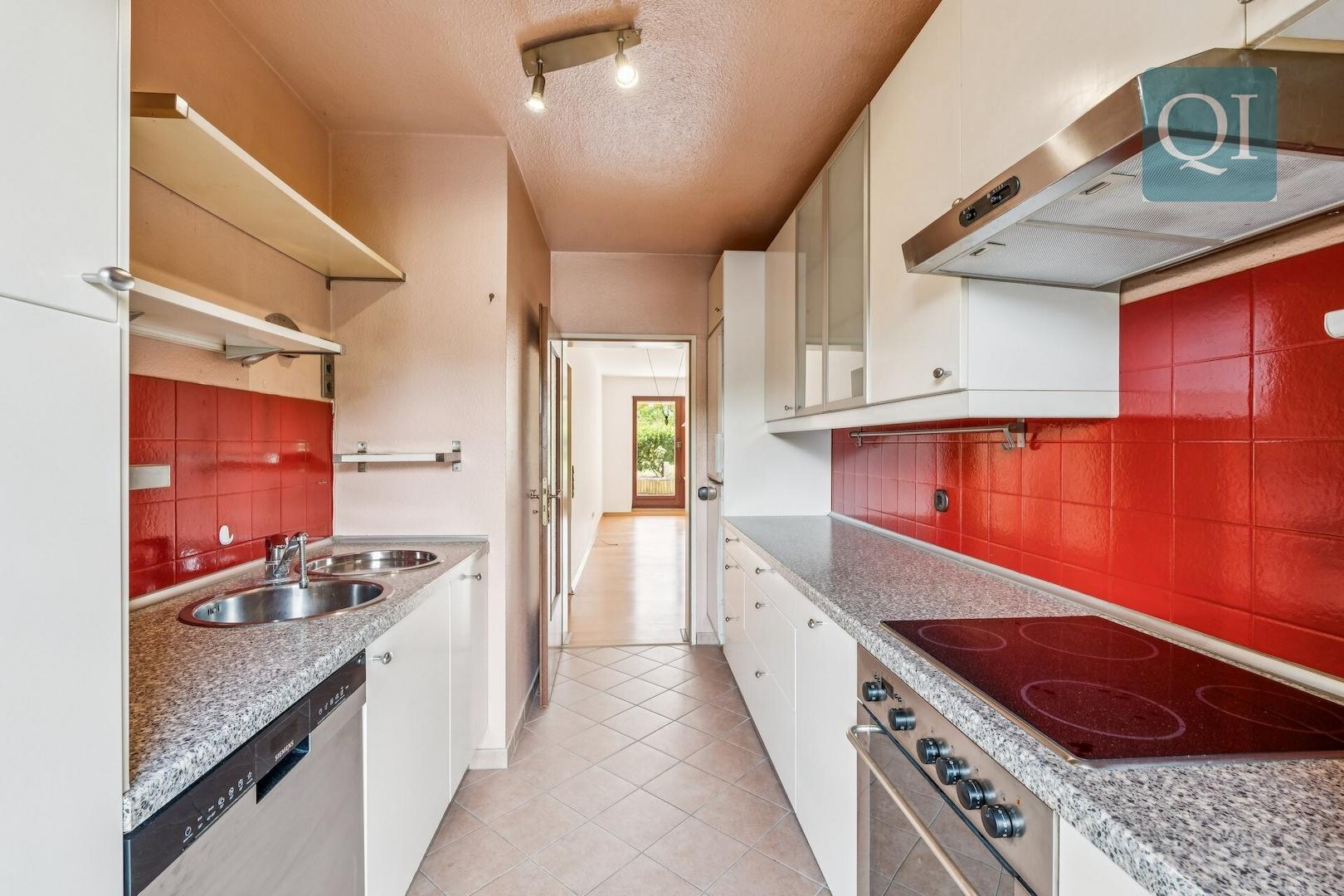 QI-6912 Küche 1