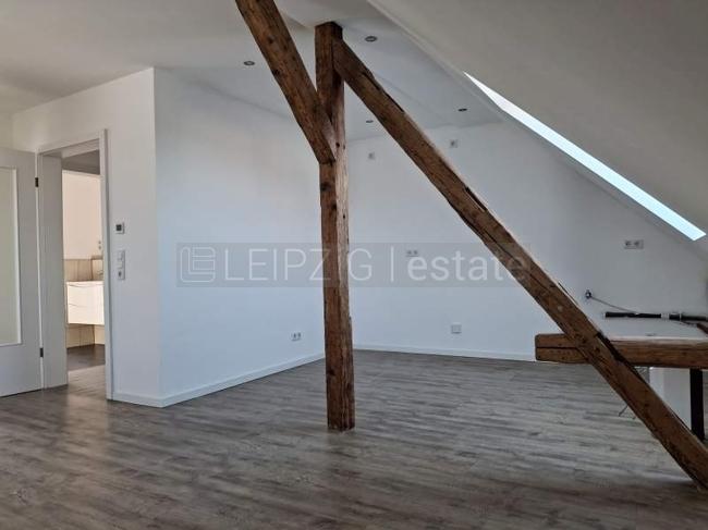 Blick Richtung Küchenbereich2_